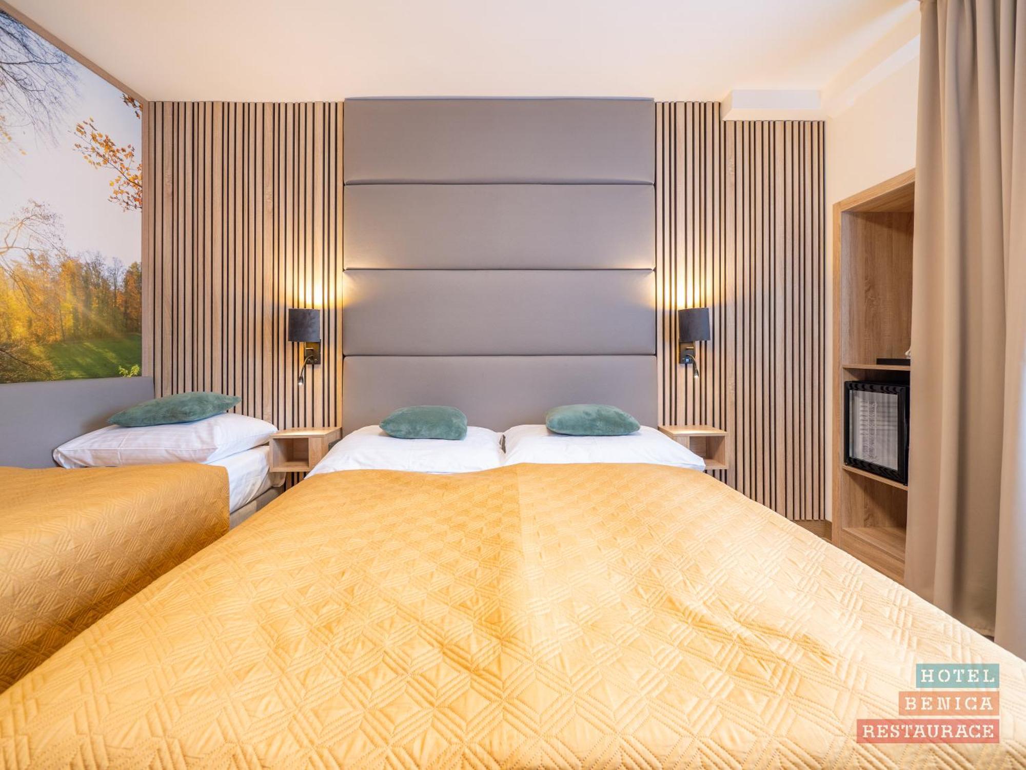 Hotel Benica Benesov  Kültér fotó